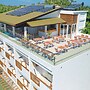 Luau Beach Inn