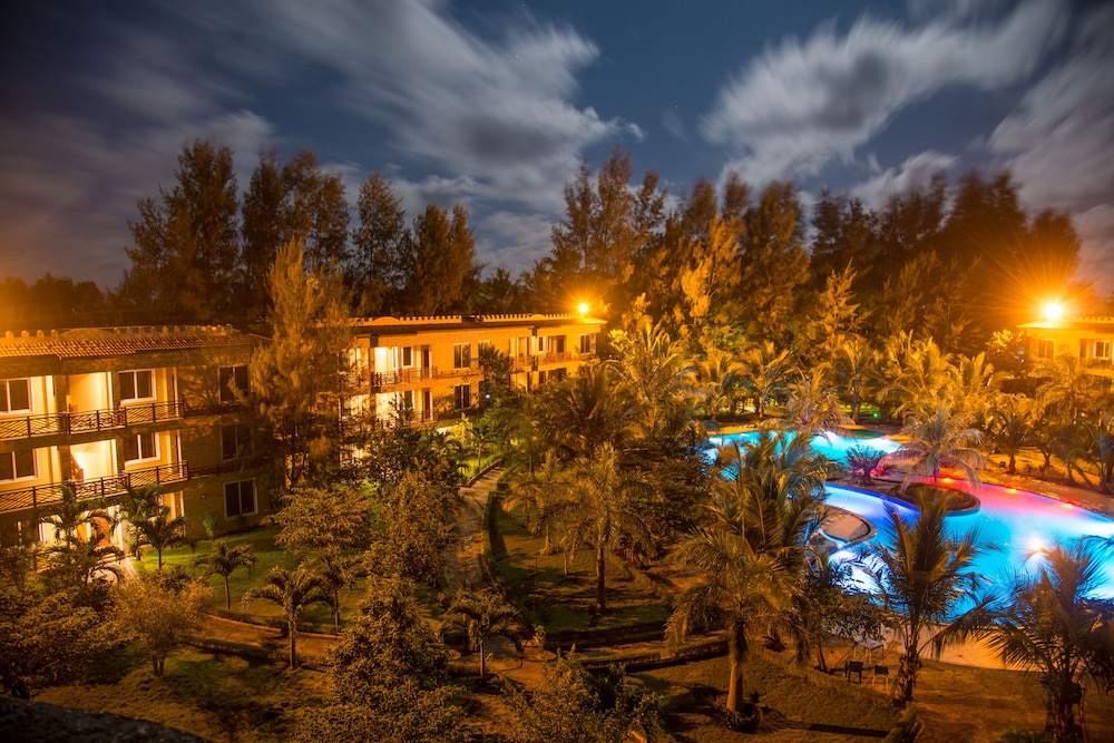 Sunrise Beach Resort