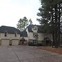 Arizona Mountain Inn and Cabins