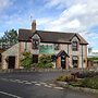 Walnut Tree Hotel