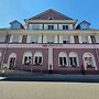 Hotel Neuenburger Hof