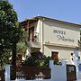 Marina Hotel