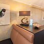 Hotel West