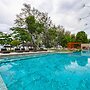 Maneetel Krabi Beachfront
