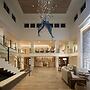 Hutchinson Shores Resort & Spa
