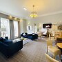 The Westlynne Hotel & Apartments