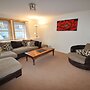 3 Varis Apartments