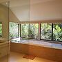 Jarrah Grove Forest Retreat - Adults Only