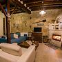 Vouni Lodge