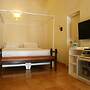 Shantie Shakthi Vagator Resort with Swimming Pool
