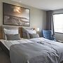 Hotel 6400
