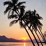 Cardwell Beachfront Motel