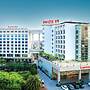 Express Inn The Business Luxury Hotel