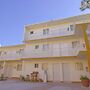 Consul Suites