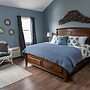 Creekside Inn