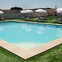 Bee Queen Hotel
