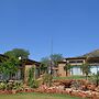Manor Hills Guest Lodge