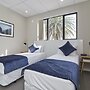 Three Palms Lodge