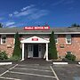 Wickford Motor Inn