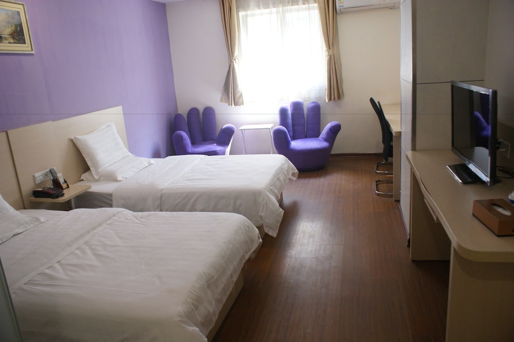 Yixin Business Hotel