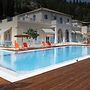 Apartments Avra