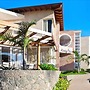 Abayomi Hotel