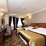 Arya Hotel Business Deluxe