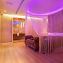 Le Chateau Hotel