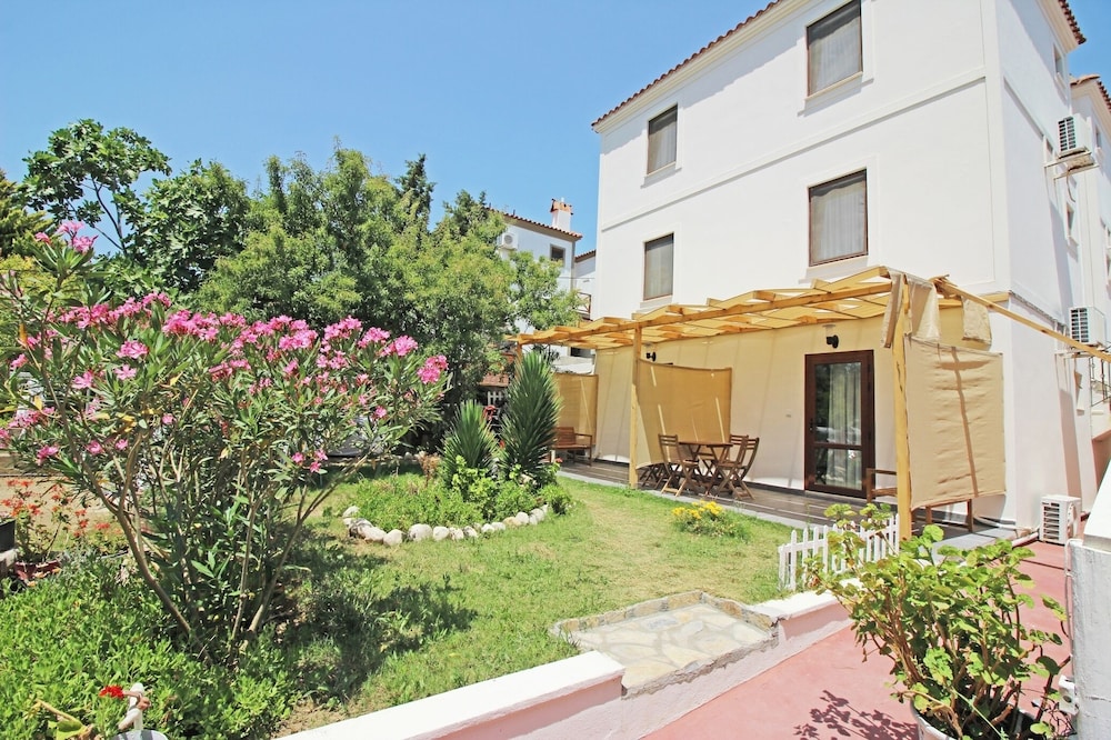Arsipel Hotel