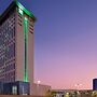 Holiday Inn & Suites Dubai Festival City by IHG