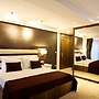 End Glory Hotel