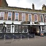 The Royal Victoria & Bull Hotel