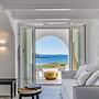 Cyano Suites