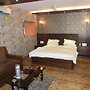 Hotel Regal Palace