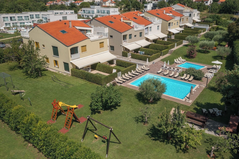 Apartments Maj Residence Premium