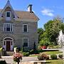 Clyde Hall Bed and Breakfast