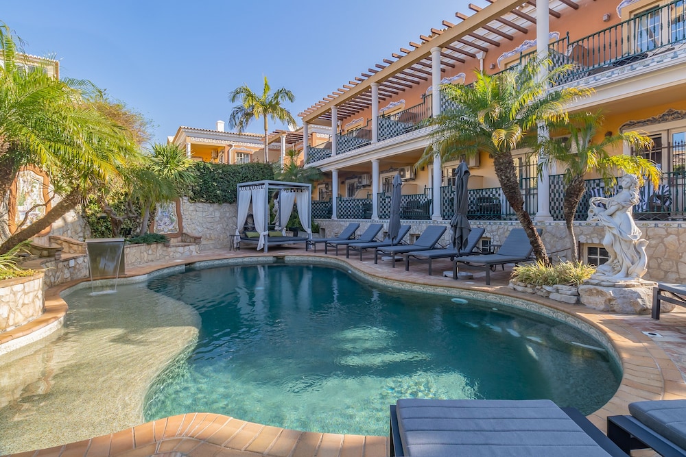 Charming Residence & Guest House Dom Manuel I (Adults only)