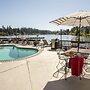 Lakeshore Inn