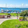 Island House Hotel