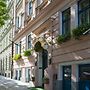 Anna Hotel