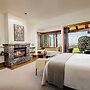 Spicers Peak Lodge