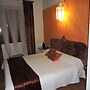 Hotel La Fonda del Califa