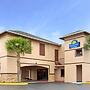 Days Inn by Wyndham Kissimmee West