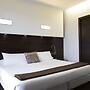 HOTEL SELENE POMEZIA