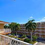 Beso Del Sol Resort