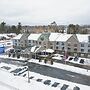 Holiday Inn Express & Suites Marquette by IHG