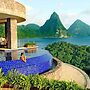 Jade Mountain Resort