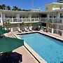 Beach Place Hotel