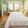 Waldo Emerson Inn