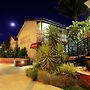 Cattleman's Country Motor Inn & Serviced Apartments